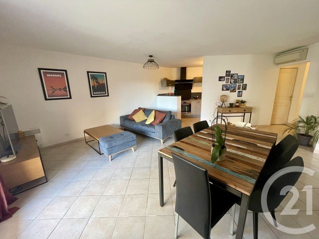 Appartement F3 à vendre - 3 pièces - 68.11 m2 - NIMES - 30 - LANGUEDOC-ROUSSILLON - Century 21 Dhuoda