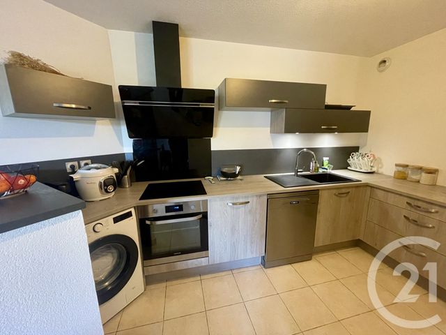 Appartement F3 à vendre - 3 pièces - 68.11 m2 - NIMES - 30 - LANGUEDOC-ROUSSILLON - Century 21 Dhuoda