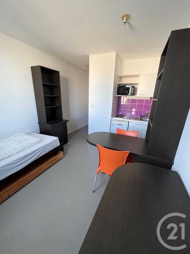 Studio à louer - 1 pièce - 18.17 m2 - NIMES - 30 - LANGUEDOC-ROUSSILLON - Century 21 Dhuoda
