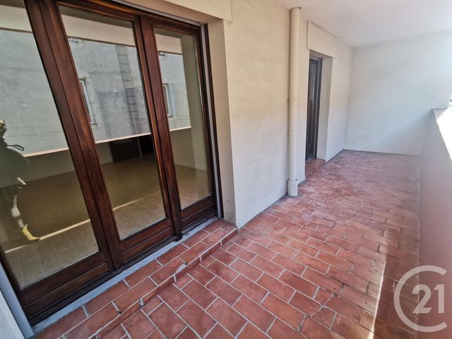 Appartement F2 à louer - 2 pièces - 47.37 m2 - NIMES - 30 - LANGUEDOC-ROUSSILLON - Century 21 Dhuoda