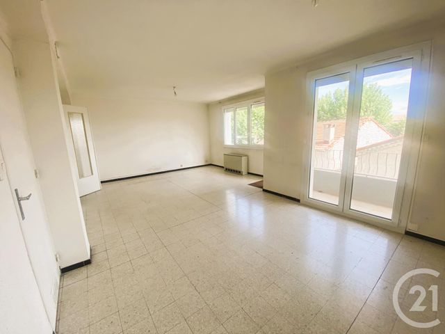 Appartement F4 à vendre - 4 pièces - 84.4 m2 - NIMES - 30 - LANGUEDOC-ROUSSILLON - Century 21 Dhuoda
