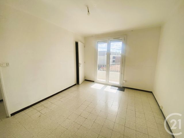 Appartement F4 à vendre - 4 pièces - 84.4 m2 - NIMES - 30 - LANGUEDOC-ROUSSILLON - Century 21 Dhuoda
