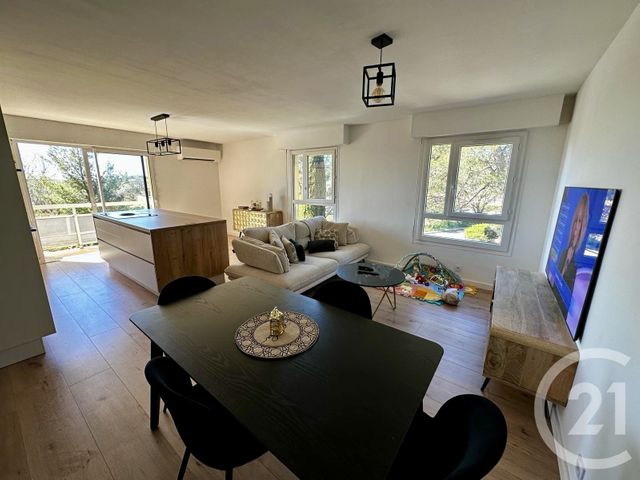 Appartement F4 à vendre - 4 pièces - 73.47 m2 - NIMES - 30 - LANGUEDOC-ROUSSILLON - Century 21 Dhuoda