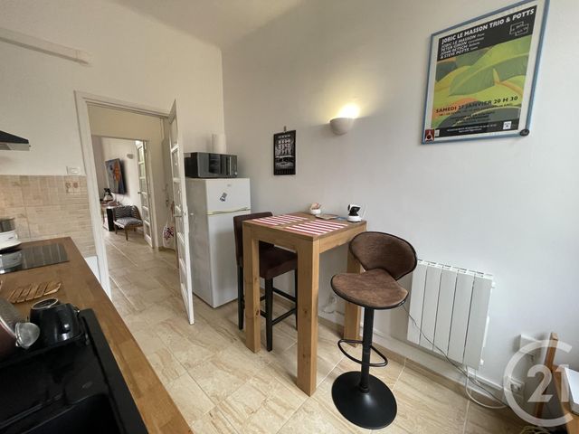 Appartement T1 à vendre - 1 pièce - 42.42 m2 - NIMES - 30 - LANGUEDOC-ROUSSILLON - Century 21 Dhuoda
