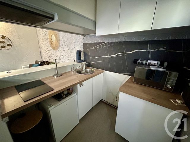 Appartement F2 à vendre - 2 pièces - 30.07 m2 - NIMES - 30 - LANGUEDOC-ROUSSILLON - Century 21 Dhuoda