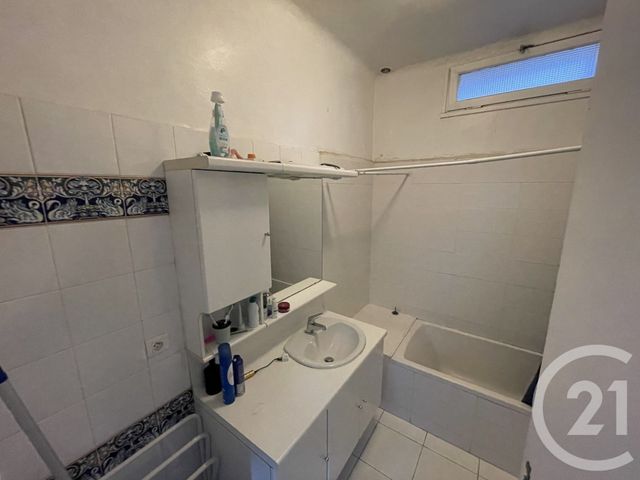 Afficher la photo en grand immeuble à vendre - 343.59 m2 - BEAUCAIRE - 30 - LANGUEDOC-ROUSSILLON - Century 21 Dhuoda