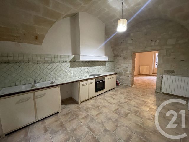 Afficher la photo en grand immeuble à vendre - 343.59 m2 - BEAUCAIRE - 30 - LANGUEDOC-ROUSSILLON - Century 21 Dhuoda