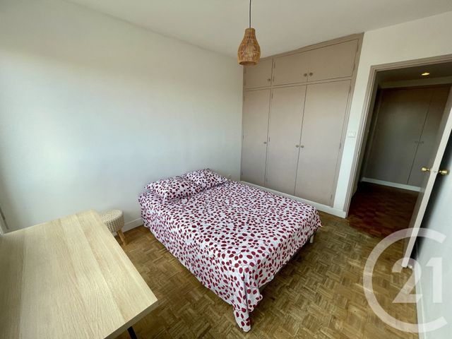 Appartement T4 à vendre - 4 pièces - 79.78 m2 - NIMES - 30 - LANGUEDOC-ROUSSILLON - Century 21 Dhuoda