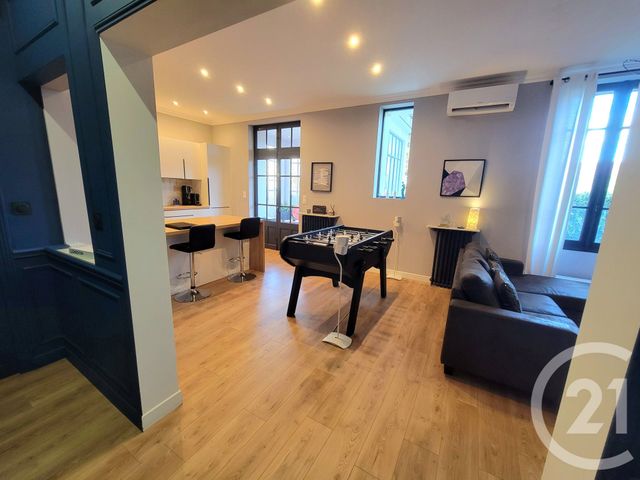 Afficher la photo en grand Appartement F3 à vendre - 3 pièces - 76.13 m2 - NIMES - 30 - LANGUEDOC-ROUSSILLON - Century 21 Dhuoda