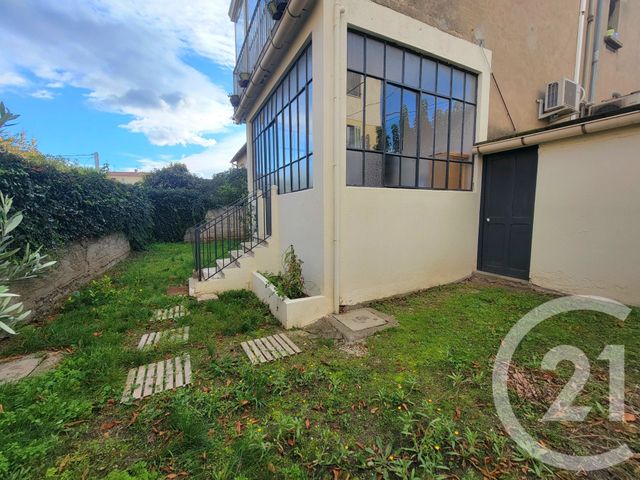 Afficher la photo en grand Appartement F3 à vendre - 3 pièces - 76.13 m2 - NIMES - 30 - LANGUEDOC-ROUSSILLON - Century 21 Dhuoda