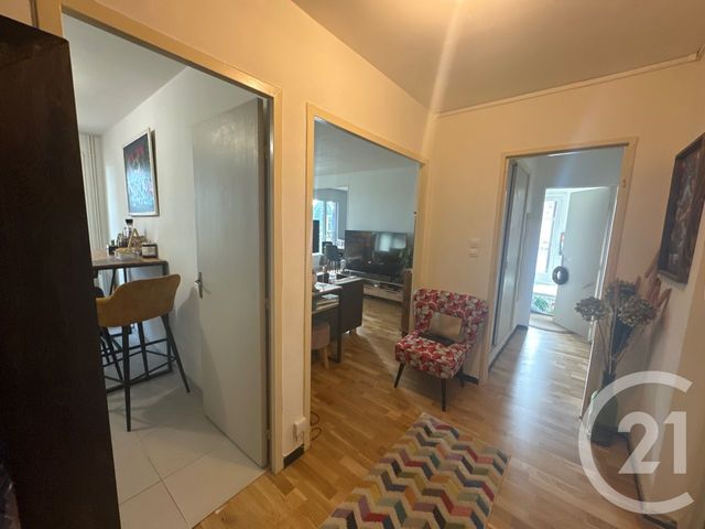 Appartement T3 à vendre - 3 pièces - 72.94 m2 - NIMES - 30 - LANGUEDOC-ROUSSILLON - Century 21 Dhuoda