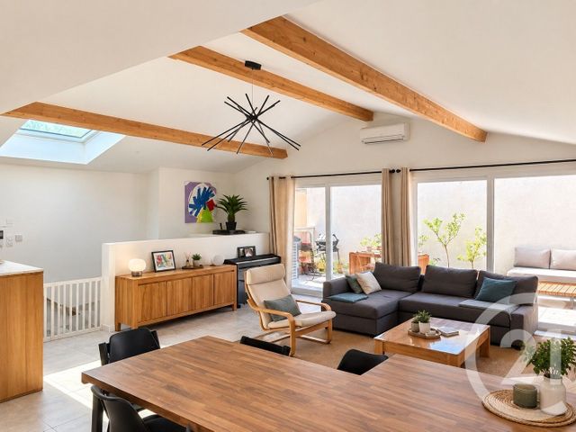 Appartement Duplex à vendre - 4 pièces - 109.72 m2 - NIMES - 30 - LANGUEDOC-ROUSSILLON - Century 21 Dhuoda