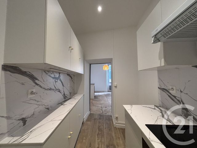 Appartement F2 à vendre - 2 pièces - 68.55 m2 - NIMES - 30 - LANGUEDOC-ROUSSILLON - Century 21 Dhuoda