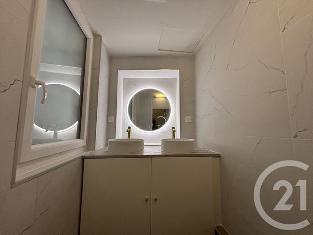 Appartement F2 à vendre - 2 pièces - 68.55 m2 - NIMES - 30 - LANGUEDOC-ROUSSILLON - Century 21 Dhuoda