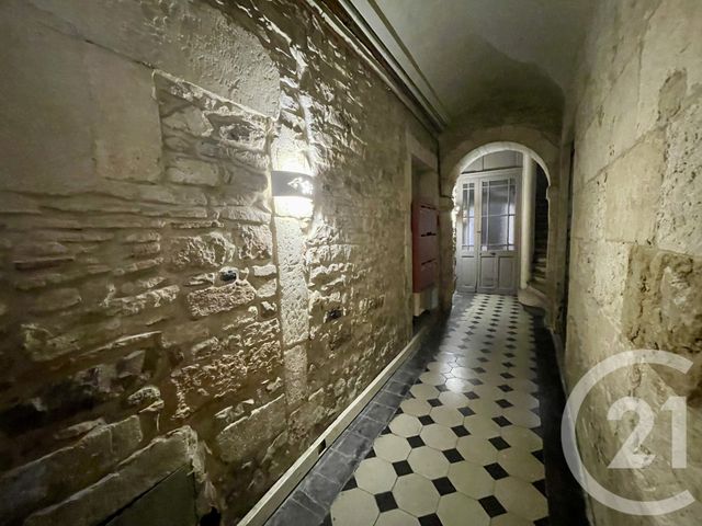 Appartement F2 bis à vendre - 3 pièces - 52.0 m2 - NIMES - 30 - LANGUEDOC-ROUSSILLON - Century 21 Dhuoda