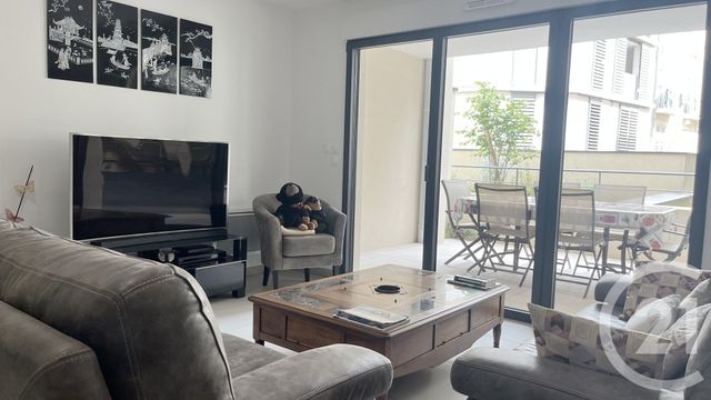 Appartement T4 à vendre - 4 pièces - 90.6 m2 - NIMES - 30 - LANGUEDOC-ROUSSILLON - Century 21 Dhuoda