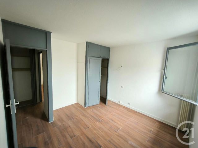 Appartement F4 à vendre - 4 pièces - 69.46 m2 - NIMES - 30 - LANGUEDOC-ROUSSILLON - Century 21 Dhuoda