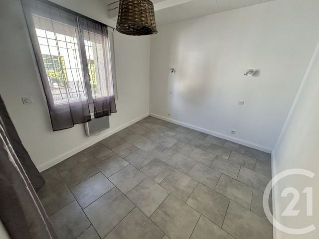 Appartement F4 à vendre - 4 pièces - 64.99 m2 - NIMES - 30 - LANGUEDOC-ROUSSILLON - Century 21 Dhuoda