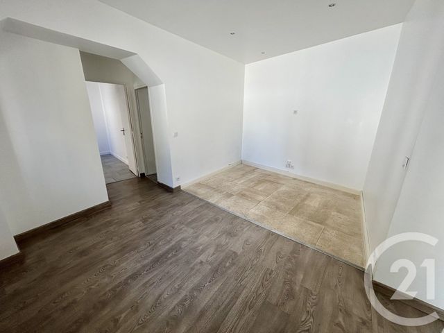 Appartement F4 à vendre - 4 pièces - 64.99 m2 - NIMES - 30 - LANGUEDOC-ROUSSILLON - Century 21 Dhuoda