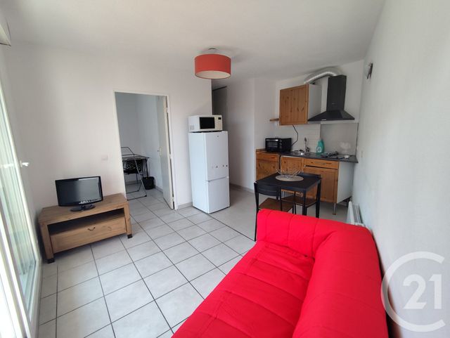 Appartement T2 à louer - 2 pièces - 32.41 m2 - NIMES - 30 - LANGUEDOC-ROUSSILLON - Century 21 Dhuoda