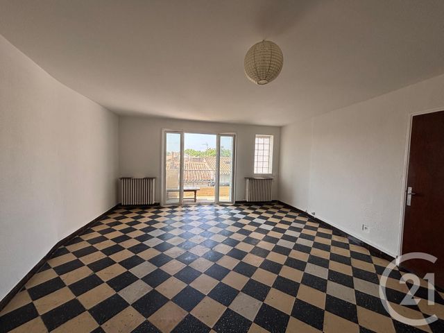 Appartement à vendre - 3 pièces - 75.82 m2 - NIMES - 30 - LANGUEDOC-ROUSSILLON - Century 21 Dhuoda