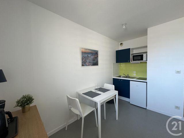 Appartement Studio à louer - 1 pièce - 18.0 m2 - NIMES - 30 - LANGUEDOC-ROUSSILLON - Century 21 Dhuoda