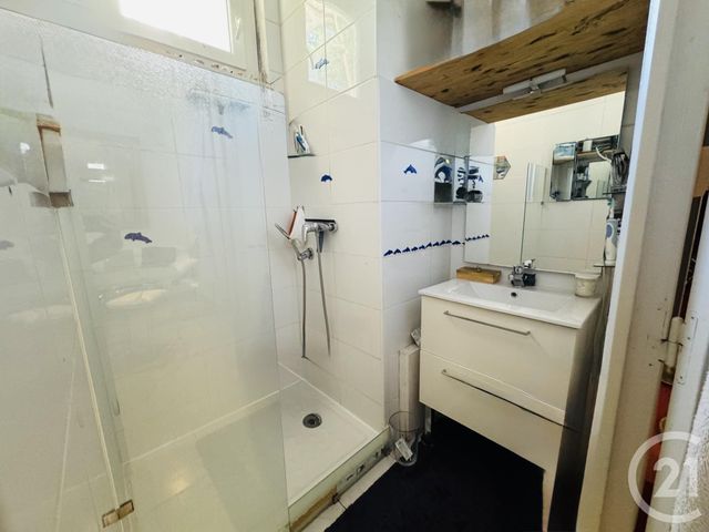 Appartement à vendre - 2 pièces - 38.04 m2 - NIMES - 30 - LANGUEDOC-ROUSSILLON - Century 21 Dhuoda