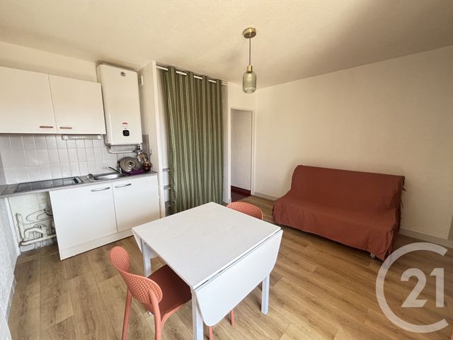 Appartement Studio à louer NIMES