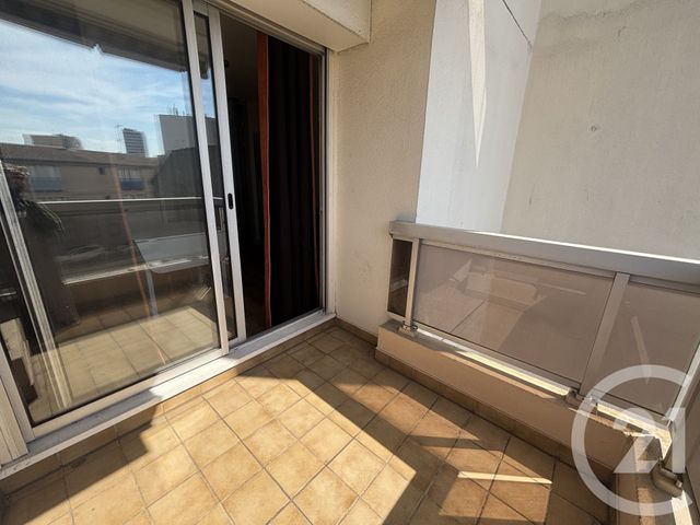 Appartement Studio à louer - 1 pièce - 22.59 m2 - NIMES - 30 - LANGUEDOC-ROUSSILLON - Century 21 Dhuoda
