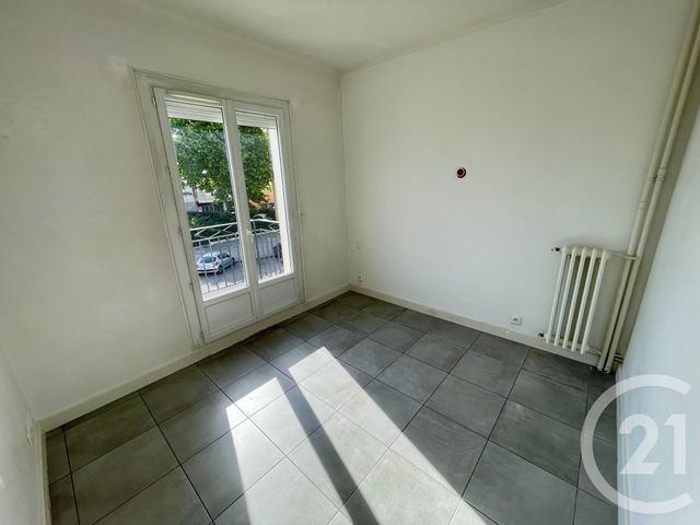 Appartement T4 à vendre - 4 pièces - 87.31 m2 - NIMES - 30 - LANGUEDOC-ROUSSILLON - Century 21 Dhuoda