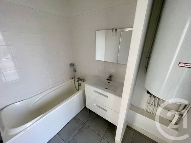 Appartement T4 à vendre - 4 pièces - 87.31 m2 - NIMES - 30 - LANGUEDOC-ROUSSILLON - Century 21 Dhuoda