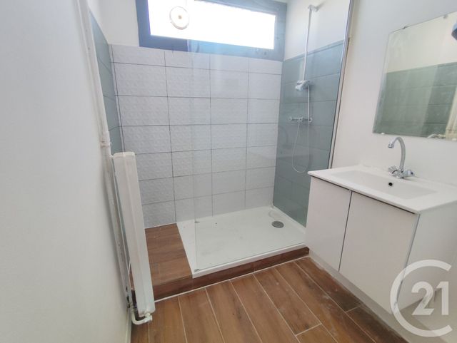 Appartement F4 à louer - 4 pièces - 70.43 m2 - NIMES - 30 - LANGUEDOC-ROUSSILLON - Century 21 Dhuoda