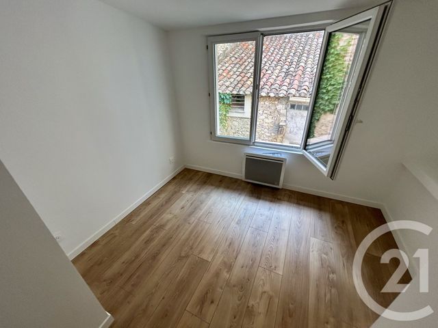 Appartement F2 à vendre - 3 pièces - 50.0 m2 - NIMES - 30 - LANGUEDOC-ROUSSILLON - Century 21 Dhuoda