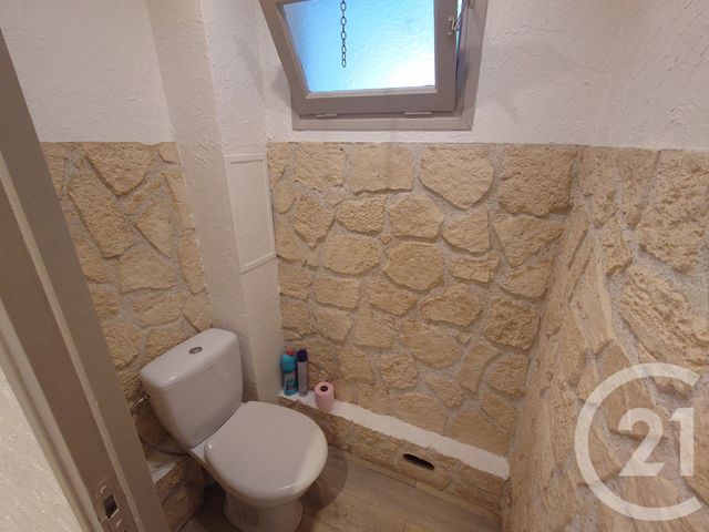 Appartement T3 à vendre - 4 pièces - 71.88 m2 - NIMES - 30 - LANGUEDOC-ROUSSILLON - Century 21 Dhuoda