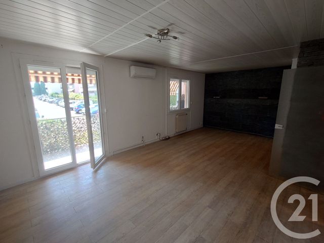 Appartement T3 à vendre - 4 pièces - 71.88 m2 - NIMES - 30 - LANGUEDOC-ROUSSILLON - Century 21 Dhuoda