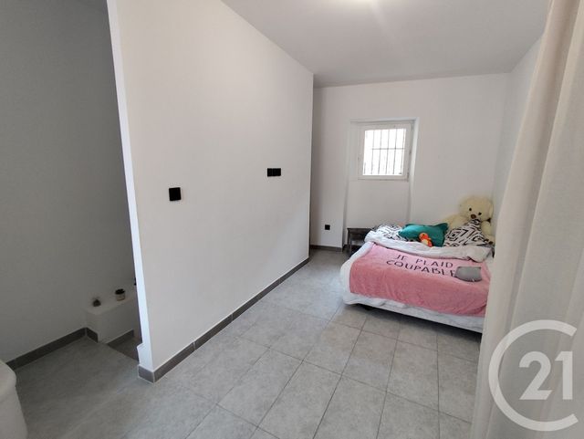 Appartement T2 à louer - 2 pièces - 35.52 m2 - NIMES - 30 - LANGUEDOC-ROUSSILLON - Century 21 Dhuoda