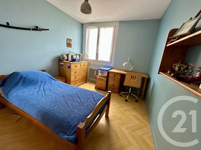 Appartement T4 à vendre - 4 pièces - 88.79 m2 - NIMES - 30 - LANGUEDOC-ROUSSILLON - Century 21 Dhuoda
