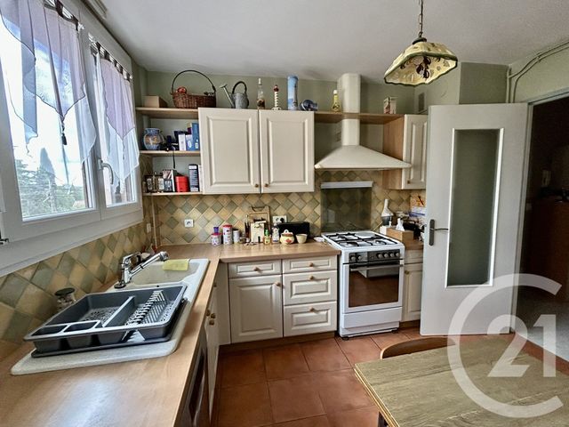 Appartement T4 à vendre - 4 pièces - 88.79 m2 - NIMES - 30 - LANGUEDOC-ROUSSILLON - Century 21 Dhuoda