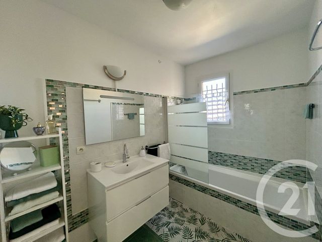 Appartement F6 à vendre - 4 pièces - 115.51 m2 - NIMES - 30 - LANGUEDOC-ROUSSILLON - Century 21 Dhuoda