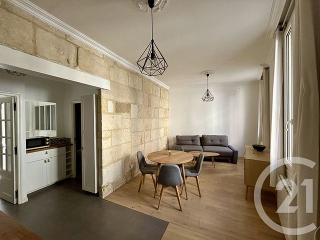 Appartement T2 à vendre - 2 pièces - 46.05 m2 - NIMES - 30 - LANGUEDOC-ROUSSILLON - Century 21 Dhuoda