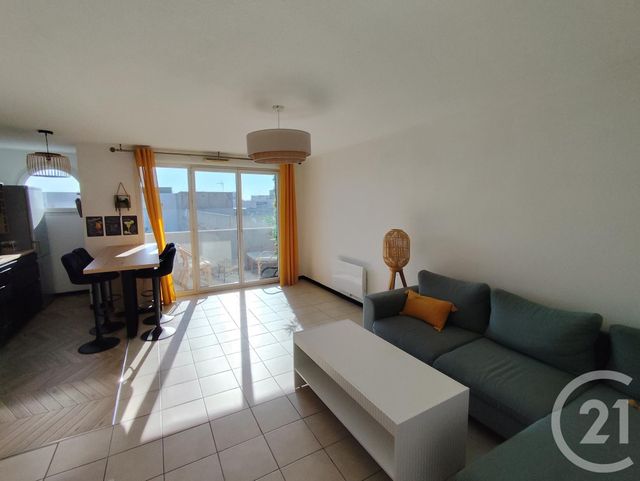 Appartement T3 à vendre - 3 pièces - 58.79 m2 - NIMES - 30 - LANGUEDOC-ROUSSILLON - Century 21 Dhuoda