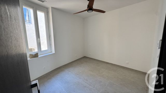 Appartement T3 à vendre - 3 pièces - 53.0 m2 - NIMES - 30 - LANGUEDOC-ROUSSILLON - Century 21 Dhuoda