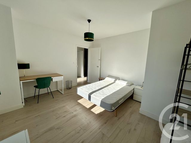 Appartement T4 à vendre - 4 pièces - 72.17 m2 - NIMES - 30 - LANGUEDOC-ROUSSILLON - Century 21 Dhuoda