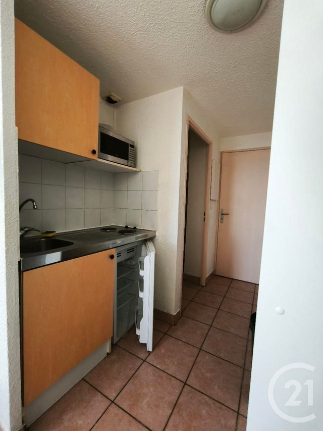 Appartement Studio à vendre - 1 pièce - 22.75 m2 - NIMES - 30 - LANGUEDOC-ROUSSILLON - Century 21 Dhuoda