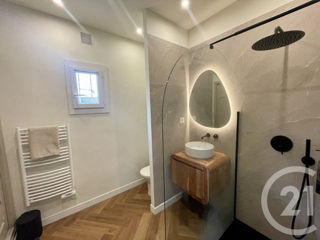 Appartement F3 à vendre - 3 pièces - 61.14 m2 - NIMES - 30 - LANGUEDOC-ROUSSILLON - Century 21 Dhuoda