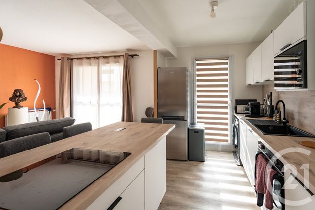 Appartement F2 à vendre - 2 pièces - 46.5 m2 - NIMES - 30 - LANGUEDOC-ROUSSILLON - Century 21 Dhuoda