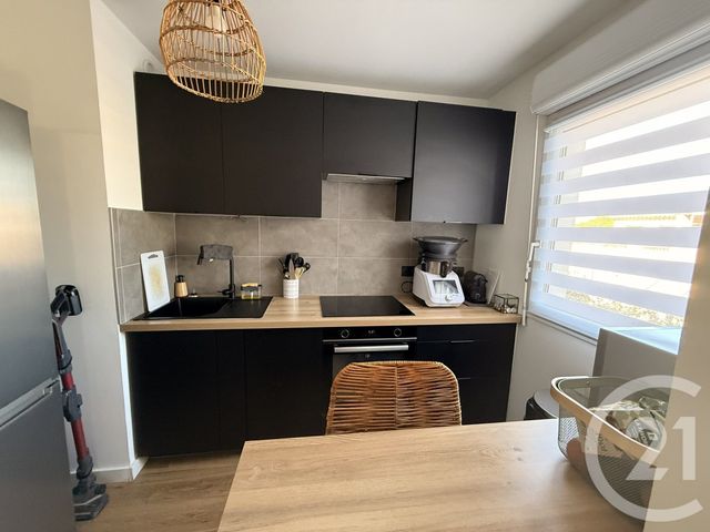 Appartement à vendre - 2 pièces - 41.06 m2 - NIMES - 30 - LANGUEDOC-ROUSSILLON - Century 21 Dhuoda