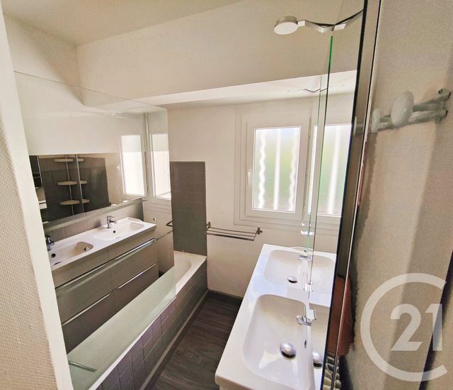 Appartement à vendre - 2 pièces - 50.0 m2 - NIMES - 30 - LANGUEDOC-ROUSSILLON - Century 21 Dhuoda