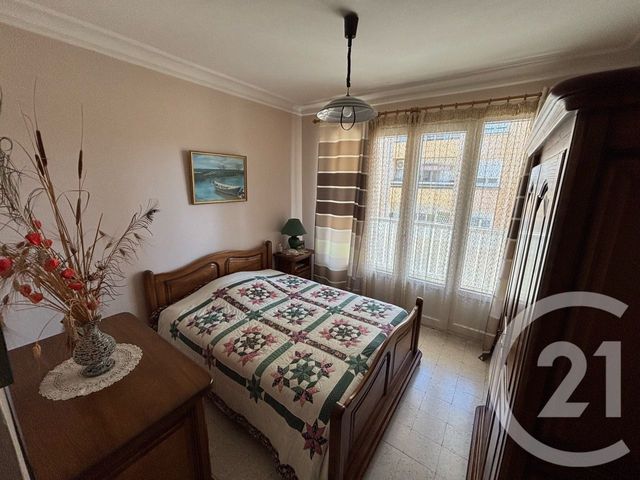 Appartement F4 à vendre - 4 pièces - 94.63 m2 - NIMES - 30 - LANGUEDOC-ROUSSILLON - Century 21 Dhuoda