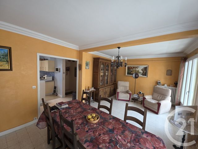 Appartement F4 à vendre - 4 pièces - 94.63 m2 - NIMES - 30 - LANGUEDOC-ROUSSILLON - Century 21 Dhuoda